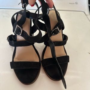 Black Creevo sandal block heel worn once size 6.5 need to sell asap